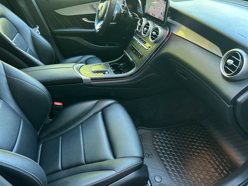 Certified 2021 Mercedes-Benz GLC 300 4MATIC image 16
