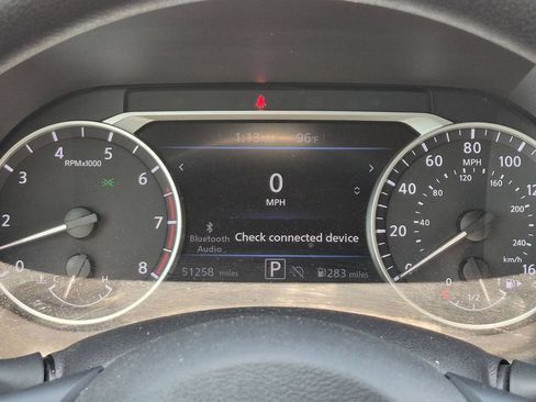 Used 2024 Nissan Sentra SV FWD image 18
