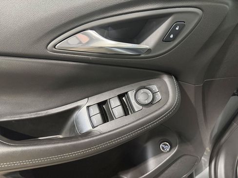 Used 2025 Buick Encore GX Preferred w/ Comfort Package AWD/4WD image 13
