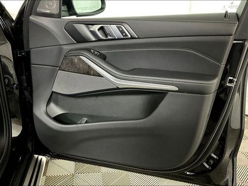 Used 2024 BMW X5 xDrive40i image 24