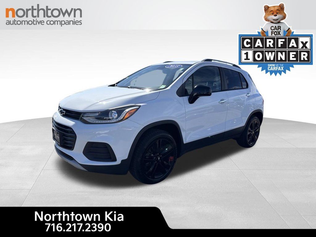 Used 2018 Chevrolet Trax LT w/ Redline Edition AWD/4WD image 1