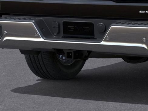 New 2026 GMC Sierra 1500 SLT image 14