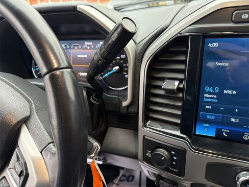 Used 2022 Ford F250 Lariat w/ Tremor Off-Road Package image 15