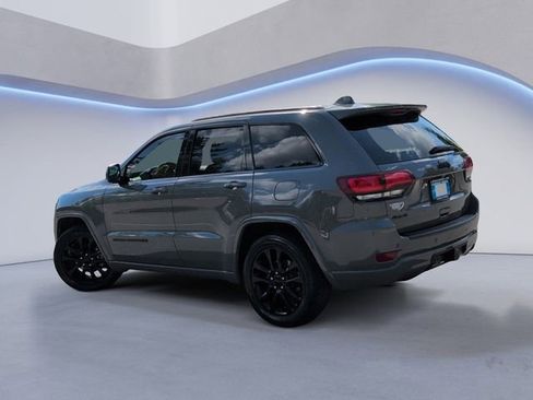 Used 2020 Jeep Grand Cherokee Altitude AWD/4WD image 9