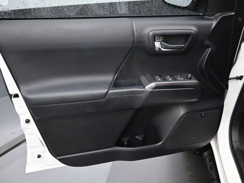 Certified 2020 Toyota Tacoma TRD Pro AWD/4WD image 11