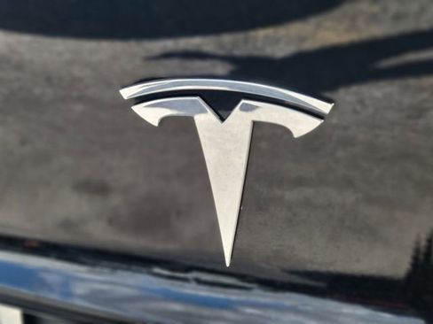 Used 2021 Tesla Model 3 Performance image 5