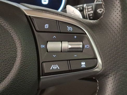 Used 2023 Genesis G70 3.3T image 18