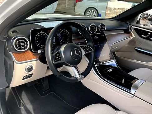 Used 2024 Mercedes-Benz C 300 4MATIC Sedan image 39