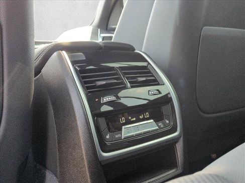 Used 2026 BMW X5 xDrive50e AWD/4WD image 18
