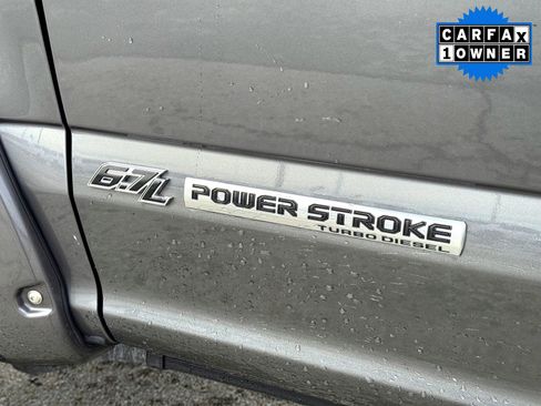 Used 2021 Ford F250 Lariat w/ Lariat Value Package image 3