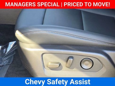 New 2025 Chevrolet Colorado LT w/ LT Convenience Package RWD image 18