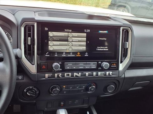 New 2026 Nissan Frontier SV AWD/4WD image 17