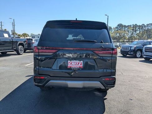 Used 2025 Lexus LX 700h Overtrail w/ Accessory Package (Z1) AWD/4WD image 6