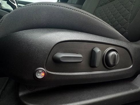 Used 2022 Chevrolet Blazer LT image 11