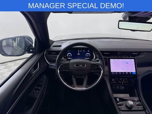 New 2025 Jeep Grand Cherokee L Overland w/ Luxury Tech Group IV AWD/4WD image 22