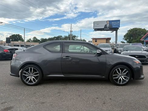 Used 2015 Scion tC FWD image 5