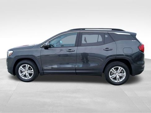 Certified 2021 GMC Terrain SLE w/ Driver Convenience Package image 2