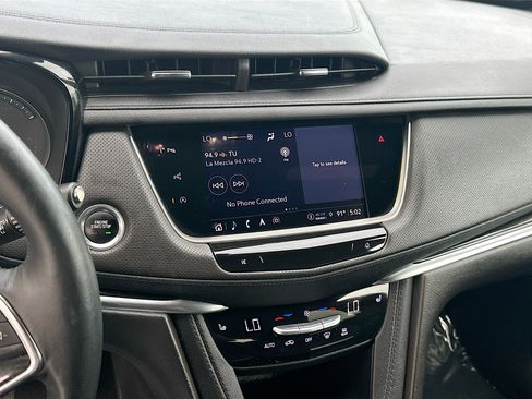 Used 2023 Cadillac XT5 Premium Luxury w/ Technology Package FWD image 11