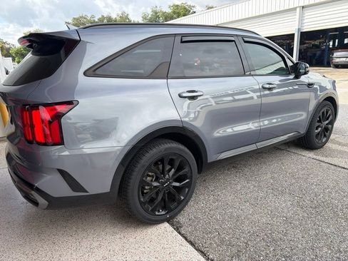 Used 2023 Kia Sorento SX FWD image 3