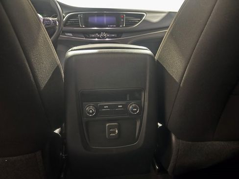 Used 2020 Buick Enclave Preferred image 27