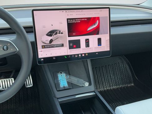 Used 2025 Tesla Model 3 Performance AWD/4WD image 8