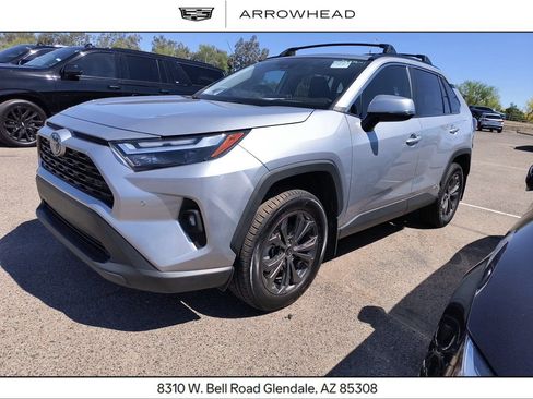 Used 2022 Toyota RAV4 XLE Premium image 1