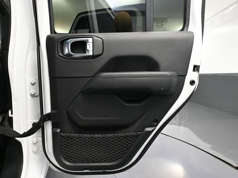 Used 2021 Jeep Wrangler Unlimited Sahara AWD/4WD image 42