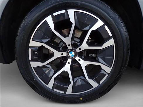 Used 2025 BMW X3 xDrive30i AWD/4WD image 7