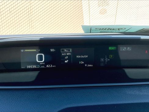 Used 2022 Toyota Prius XLE FWD image 21
