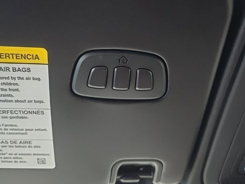 Used 2024 Ford Bronco Wildtrak image 32