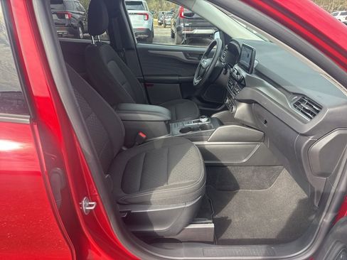 Used 2025 Ford Escape Active image 8