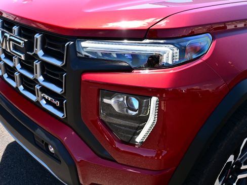 Used 2026 GMC Canyon AT4 w/ AT4 Premium Package AWD/4WD image 14
