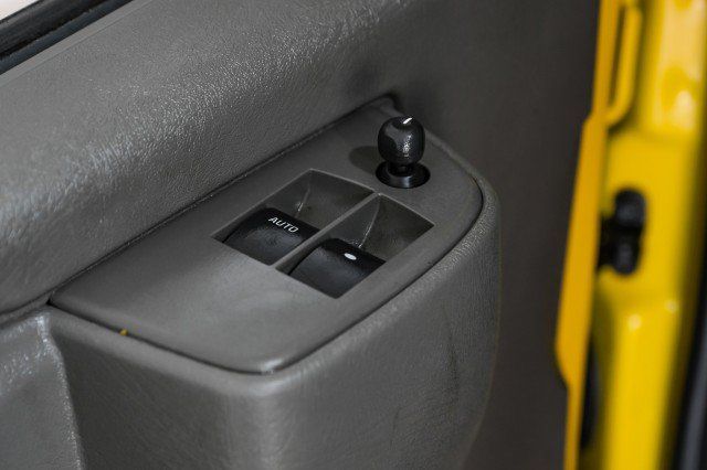 Used 2023 Chevrolet Express 2500 RWD image 34