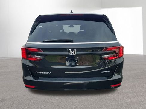 Used 2024 Honda Odyssey Sport image 15