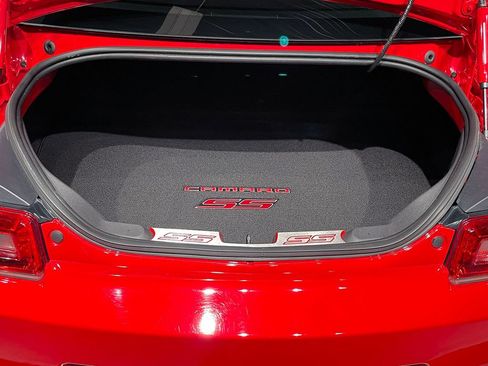 Used 2015 Chevrolet Camaro SS w/ Commemorative Special Edition RWD image 53