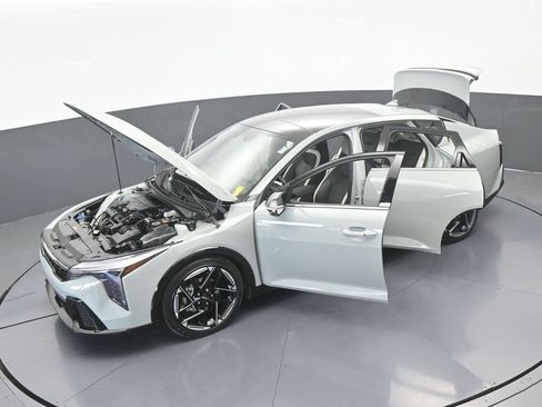 Used 2025 Kia K4 GT-Line w/ GT-Line Premium Package FWD image 71