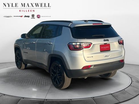 New 2026 Jeep Compass Latitude image 14