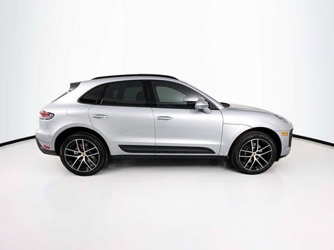 New 2026 Porsche Macan AWD/4WD image 8