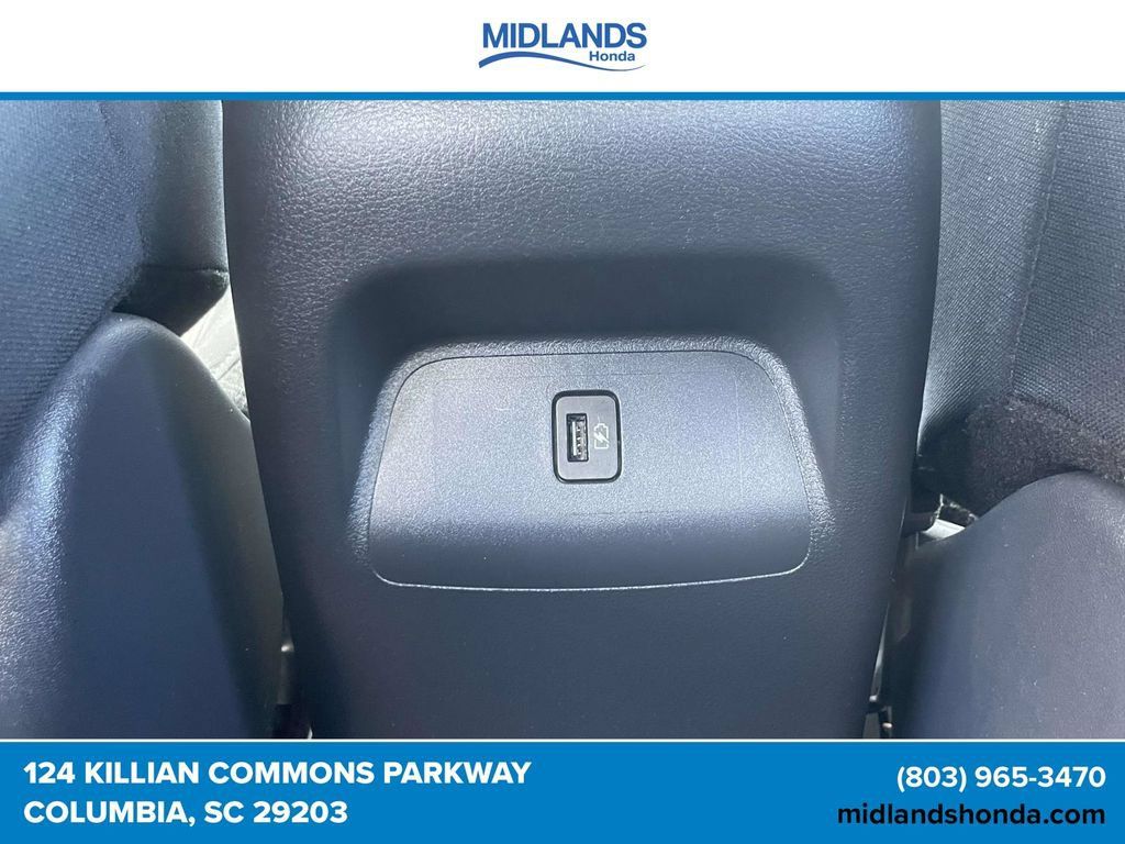 Used 2025 Nissan Sentra SV FWD image 10
