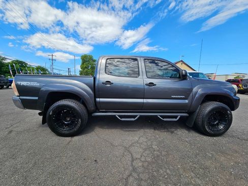 Used 2013 Toyota Tacoma 4x4 Double Cab w/ TRD Off-Road Pkg image 7
