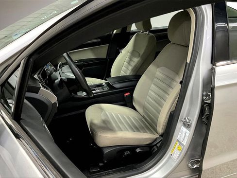 Used 2018 Ford Fusion S image 20