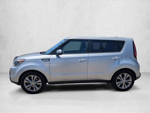 Used 2016 Kia Soul + FWD image 9