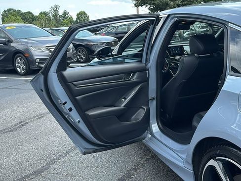 Used 2022 Honda Accord Sport image 29