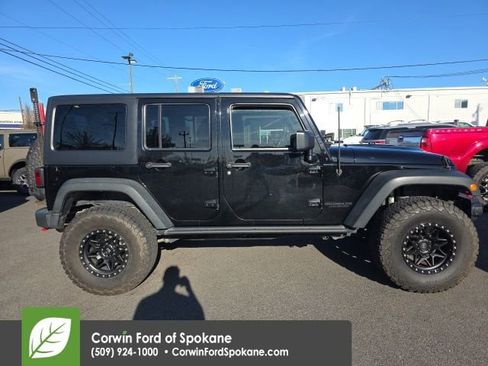 Used 2016 Jeep Wrangler Unlimited Rubicon image 9