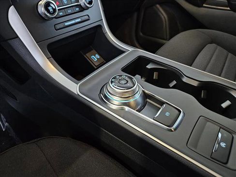 New 2024 Ford Edge SE image 15