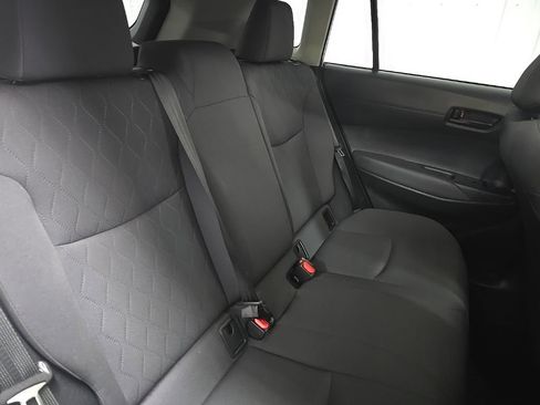 Used 2023 Toyota Corolla Cross LE w/ Moonroof Package AWD/4WD image 17