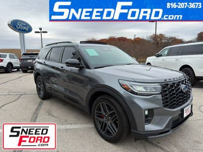 Used 2025 Ford Explorer ST