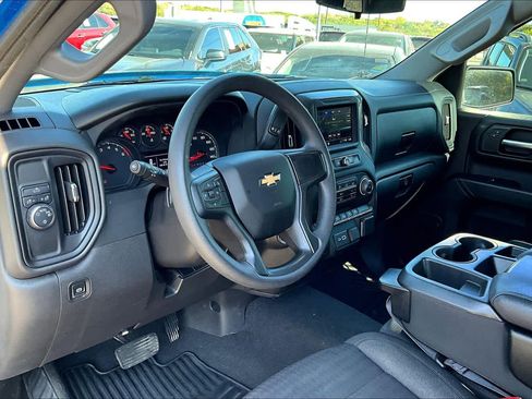 Used 2022 Chevrolet Silverado 1500 Custom w/ LPO, Dark Essentials Package image 31