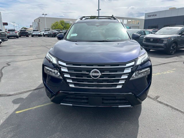 Used 2026 Nissan Rogue Platinum w/ Platinum Premium Package AWD/4WD image 4