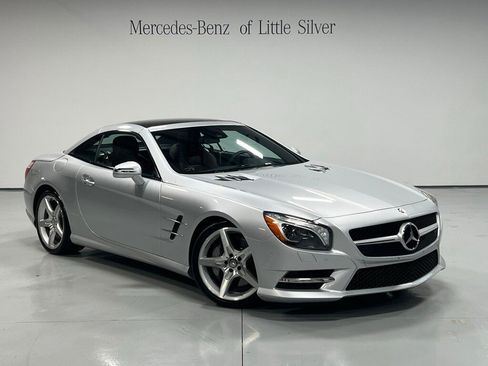 Used 2013 Mercedes-Benz SL 550 image 12